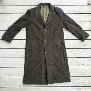 Item 50 Ted Baker, 100% wool coat made in Canada, Size 42 L